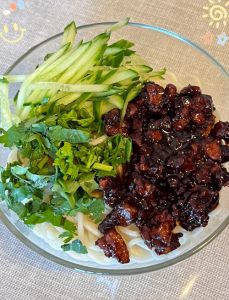 自制甜面酱正确做法_自制甜面酱，增香提味，方便美味！