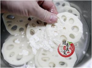 莲藕怎么洗才干净_莲藕清洗妙招，干净又保口感