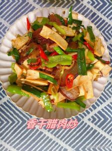 腊肉焯水一般几分钟_腊肉清洗泡制去咸味，焯水去腥，烹饪加调料保软嫩