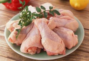 翅根在鸡的哪个位置图_紧实多汁，美味营养！