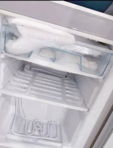 冰箱急冻不硬是什么了_冰箱冻不够？查压缩机和门封，温度别太低
