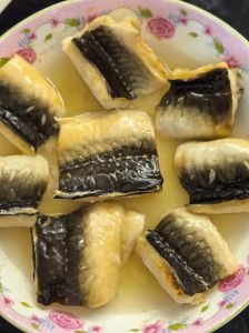 熟食烤鳗鱼需要蒸多久_看大小调时间，盐腌姜去腥增香