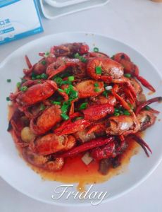 小龙虾三种家常做法_麻辣蒜蓉清蒸，简单美味！