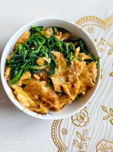 烩饼丝的家常做法_饼丝灵魂酱料，家常美味！