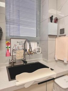 水煎指煎浴室对镜落地窗的设计与装修攻略