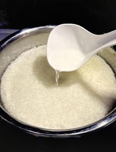 冬季醪糟制作方法_自制醪糟玻璃水，冬季温馨小窍门