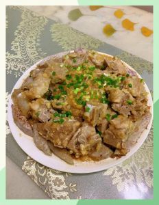 蒸香芋排骨的做法_家常蒸排骨，清洗腌制有讲究！