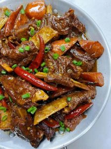 红烧羊肉的做法大全_羊腿肉红烧做法，香烂入味好滋味