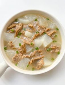 萝卜牛肉馅萝卜用焯水吗_鲜嫩馅配清甜萝卜