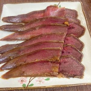 腊猪舌头的做法大全_腊猪舌腌制晾晒做法，蒸煮炒皆美味
