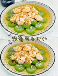 茭瓜虾仁发面包子的做法_软皮脆馅，蒸出家常美味