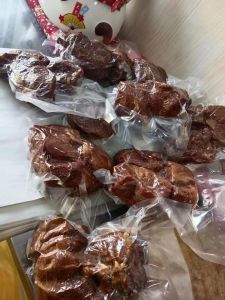 正宗回民酱牛肉的做法_选对牛腱腌制入味，高压锅炖煮入味好香