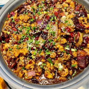 干锅鸡的家常做法_家常麻辣干锅鸡，外焦里嫩做法分享