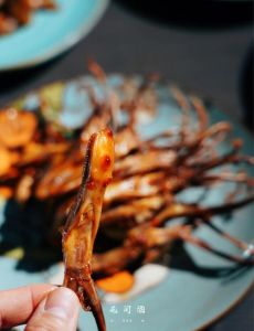 糟卤鸭舌煮几分钟_2-3小时入味，火候比例是关键