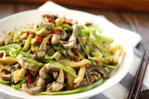 爆炒爆浆白拉丝流水：经典美味的制作做法与关键技巧分享