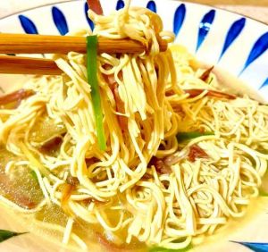 水煮干丝做法大全家常_鲜虾鸡汤，家常淮扬味