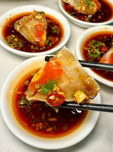 潮汕菜海鲜做法_潮汕海鲜粥鲜甜，牛肉丸汤鲜香！