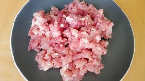 探索砰砰砰粉色饺子皮的创意做法与食材搭配技巧