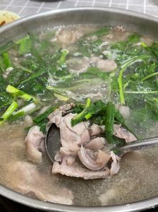 贵州名吃花江狗肉的做法_鲜香下饭，暖心暖身