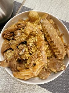 客家白斩鸭的正宗做法_简单美味，酱汁火候是关键