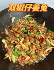 香辣兔子肉家常做法_家常硬菜，香辣过瘾！