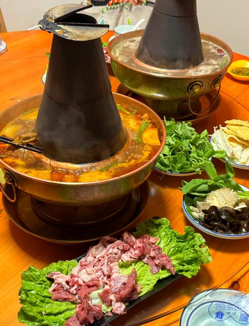 铜锅涮羊肉正宗做法_老北京铜锅涮羊肉,清汤麻酱,鲜香地道! 铜锅涮羊肉正宗做法_老北京铜锅涮羊肉,清汤麻酱,鲜香地道!