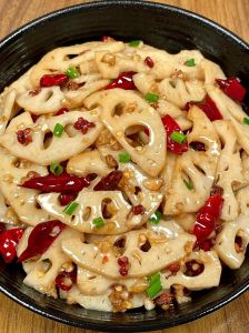 藕的吃法做法大全_秋季吃莲藕正当时，糖醋藕丁香煎藕饼等美味做法，滋润解燥，快试试吧！