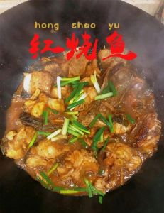 草鱼炖粉条的家常做法_草鱼炖粉条，鲜美家常菜！