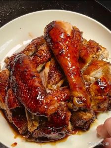 半只酱油鸡的家常简单做法窍门_家常美味，皮滑肉嫩！