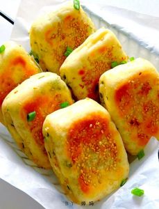 又脆又酥的芝麻饼做法_纯芝麻蜂蜜饼，手工制作，香脆无添加