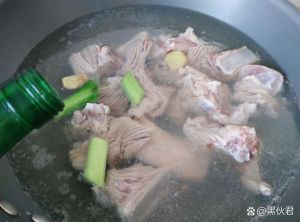 肉类需要焯水吗_焯水去腥正对，不同肉别瞎焯水
