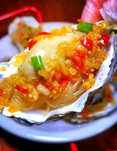 大点的牡蛎蒸几分钟_蒸牡蛎时间看大小，5-12分钟别蒸老
