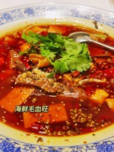 毛血旺有哪些食材_麻辣鲜香川味经典