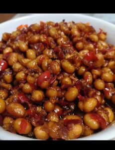老式酱豆的做法_黄豆酱豆家常做法，发酵入味好滋味！