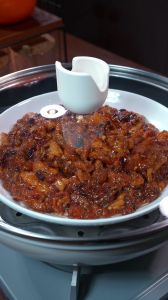 面豉酱蒸五花肉的家常做法_面豉蒸五花肉，肥瘦相宜，鲜嫩可口！