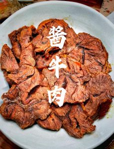 家常酱牛肉简单做法_家常酱牛肉，香浓入味