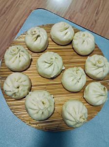 白萝卜肉包子馅的做法_白萝卜肉包子，脆香可口做法
