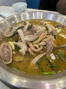 清炖咸鹅汤的做法大全_电饭煲煮清炖炖萝卜，简单美味汤品