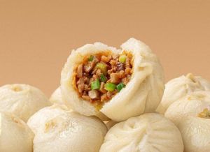 薄皮大馅包子的做法窍门_面粉加盐，馅料多样，蒸煎皆宜