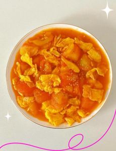 番茄炒蛋炒不出汁水_选对料，控火候，调味妙