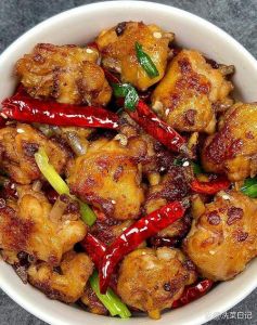 煮麻辣鸡的做法大全_麻辣红油鸡拌面