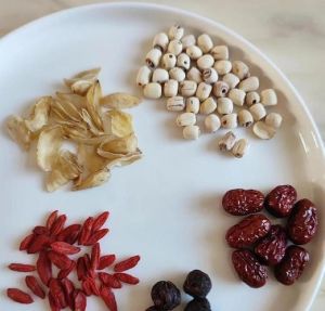 什么食材有助于睡眠_姜八角莲子蜂蜜香蕉菠菜助你安睡