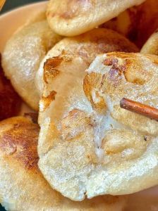 糯米粉油炸酥脆做法_自制香甜糯米糕，酥软可口做法全解析