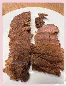 家庭版酱牛肉的做法_砂锅酱牛肉，香浓入味，做法简单