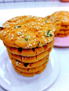 自制桃酥的家常做法_桃酥要酥脆，猪油打发是关键