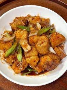东北水豆腐家常做法_黄豆做的水豆腐，嫩滑营养，做法多样