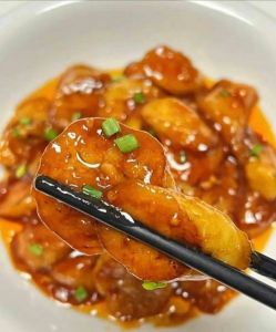 茄子精品国产视频网站：经典美味菜肴的多样制作方法与烹饪技巧分享