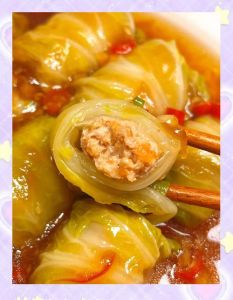 白菜烧肉圆家常做法_鲜嫩多汁，香浓不腻