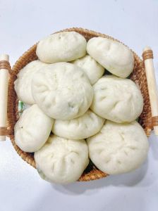 蒸素包子的做法大_蒸素包子，香菇油菜南瓜虾皮胡萝卜蛋虾皮，简单食材美味