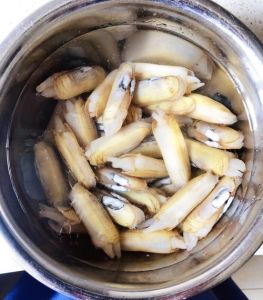 干蛏子的做法大全家常_蛏子干多种做法，盐渍笋炒香！